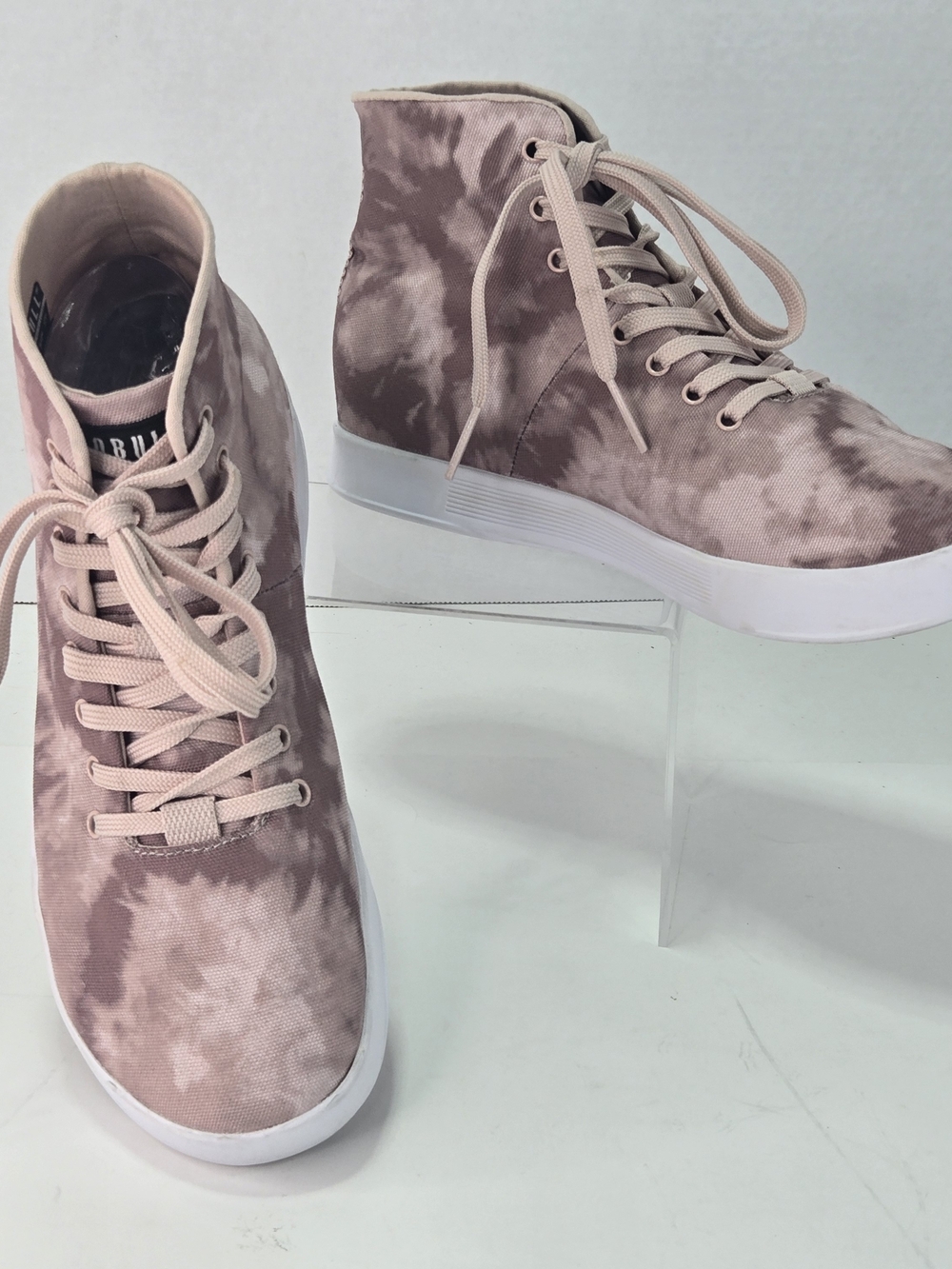 NOBULL Dusty Rose Tie-Dye High-Top Canvas Sneakers Trainers Women's Size 9